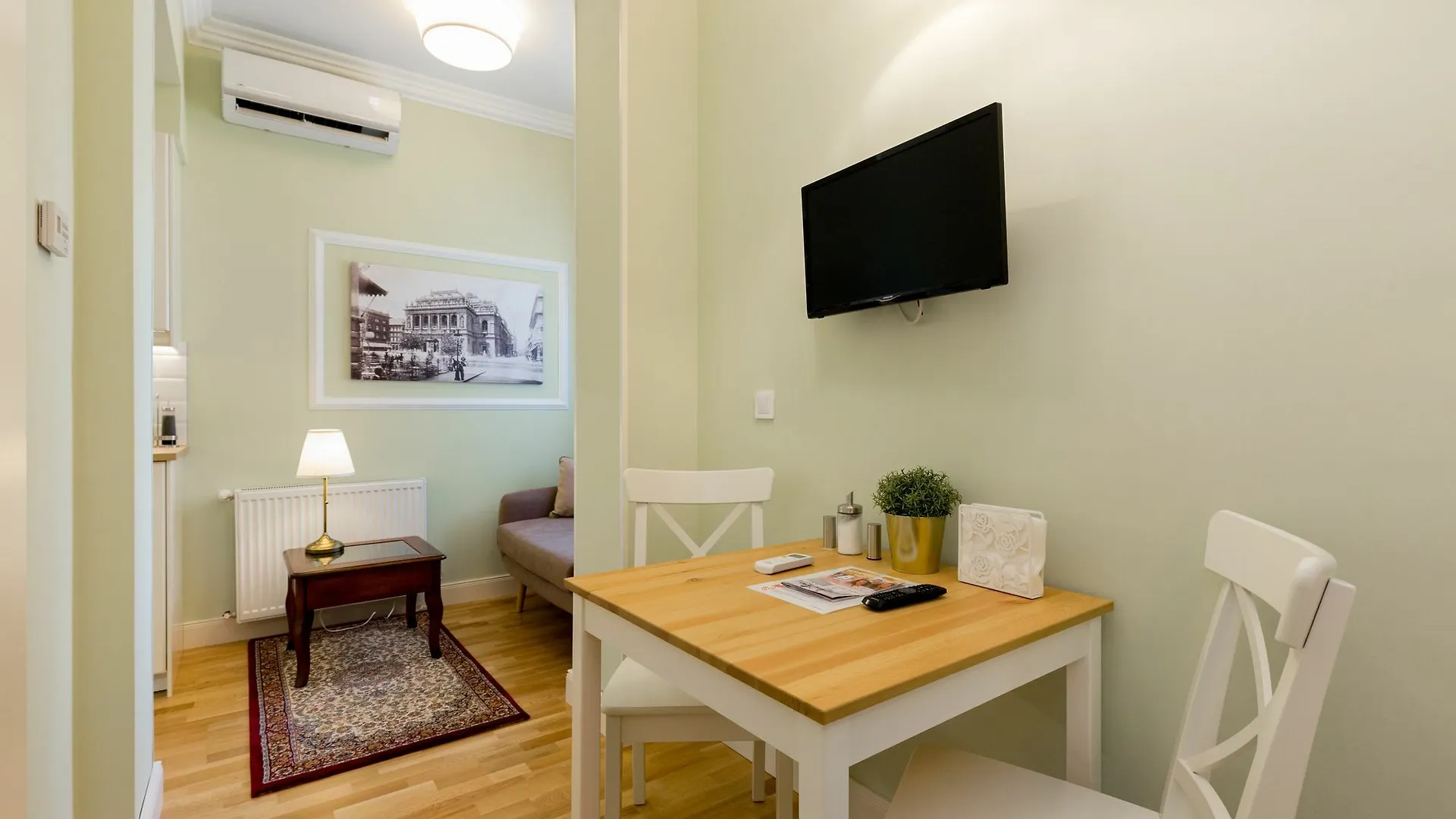 Roland Apartments Budapest